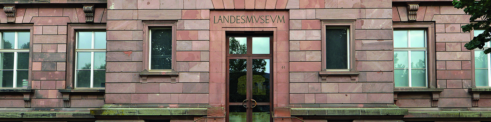Haupteingang Rheinischen Landesmuseum Trier