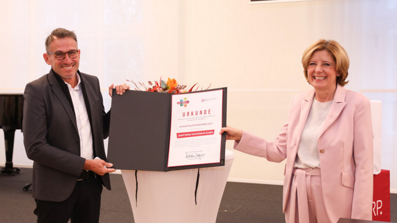 Ministerpräsidentin Malu Dreyer und Carl-August Seibel